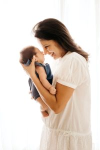 8 Powerful Ways Vaccines Protect You & Your Future Baby